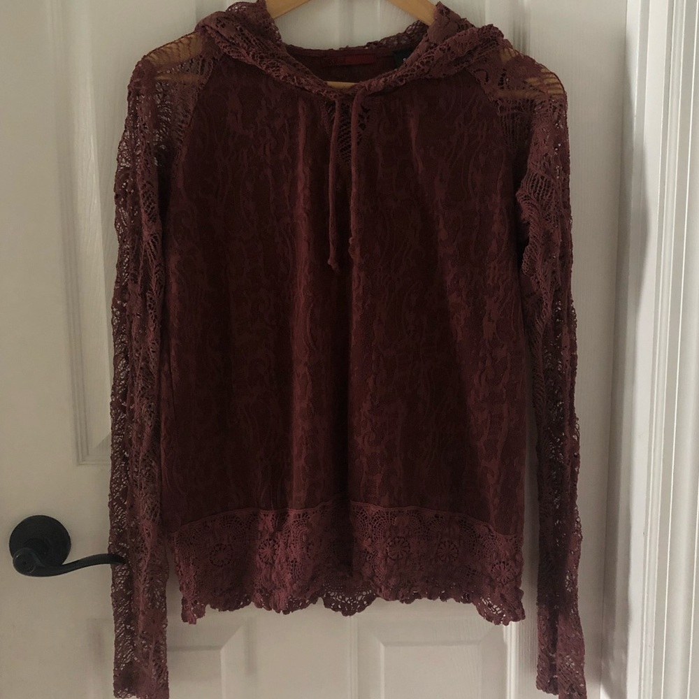 BKE Buckle lace maroon long sleeve shirt sz small